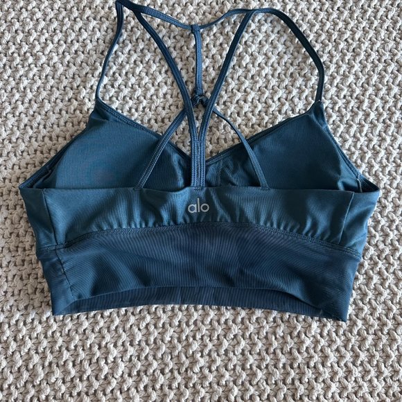 ALO Set - Lavish Bra & 7/8 High-waist Airlift Legging - Picture 4 of 4
